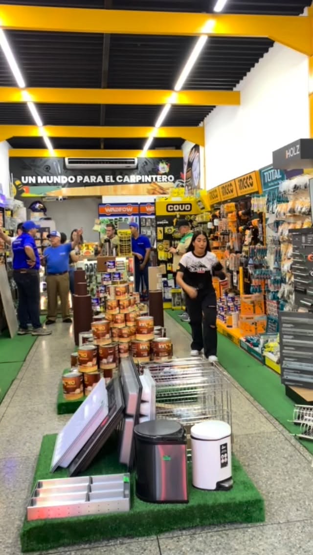 ¡Primer aniversario de Un Mundo para el Carpintero y lo celebramos a lo grande! 🥳

​Sabemos que siempre tienes un proyecto en mente, así que te lo ponemos fácil para que lo inicies ya.

Aprovecha nuestro 5% de descuento en toda la tienda.

​⏳ ¡Solo hasta mañana 29 de mayo! No dejes pasar esta oportunidad, te esperamos en nuestra tienda. 👇 @pinturaslapluma @pinturaselestribo